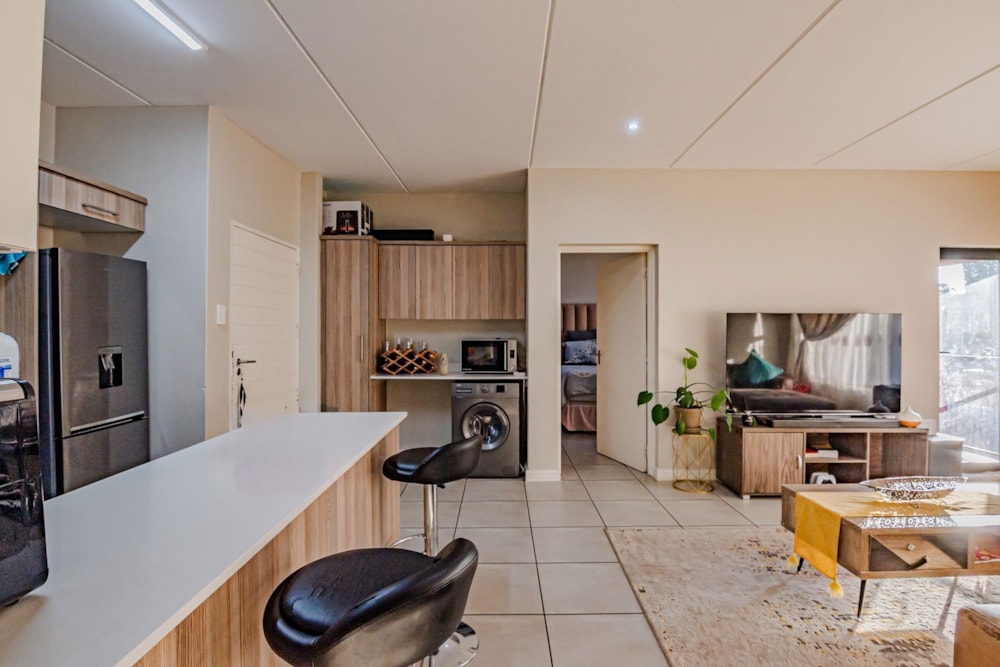 Apartment for sale in Die Hoewes - CN1701532