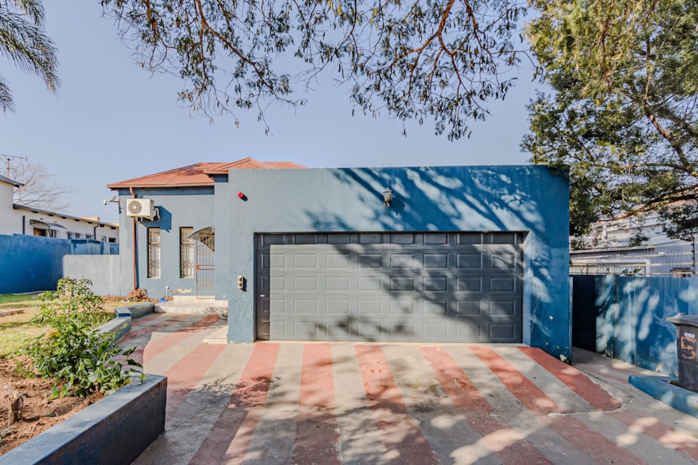 House for sale in The Reeds - CN1705268