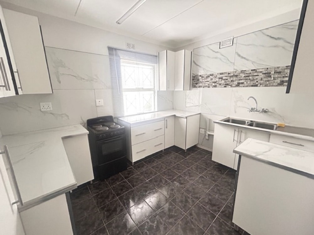 House for sale in Veldenvlei - 1RY1716009