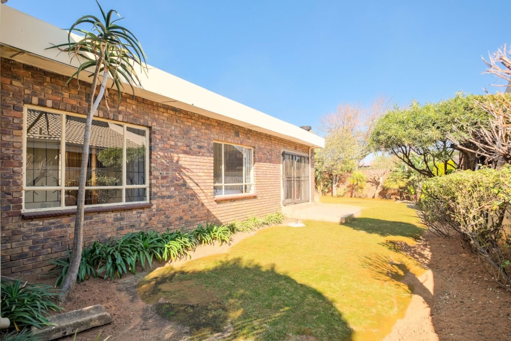 House for sale in Diepkloof - RDT1702664