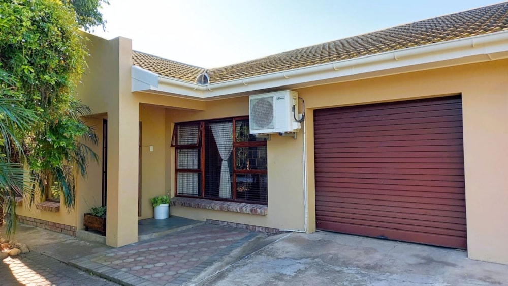 House for sale in Wesbank, Oudtshoorn - 1OU1702312