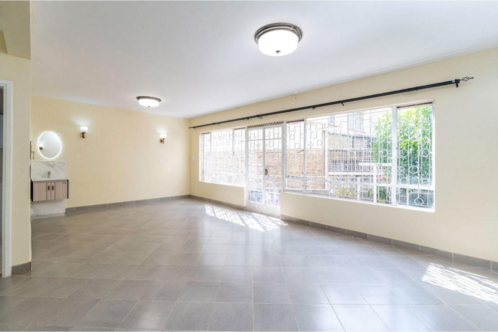 Townhouse let in Parklands, Kenya - 3KE1702263 Townhouse let in Parklands, Kenya - 3KE1702263