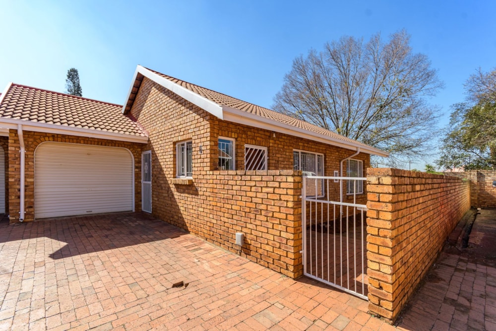 Townhouse for sale in Birch Acres - KTP1702379