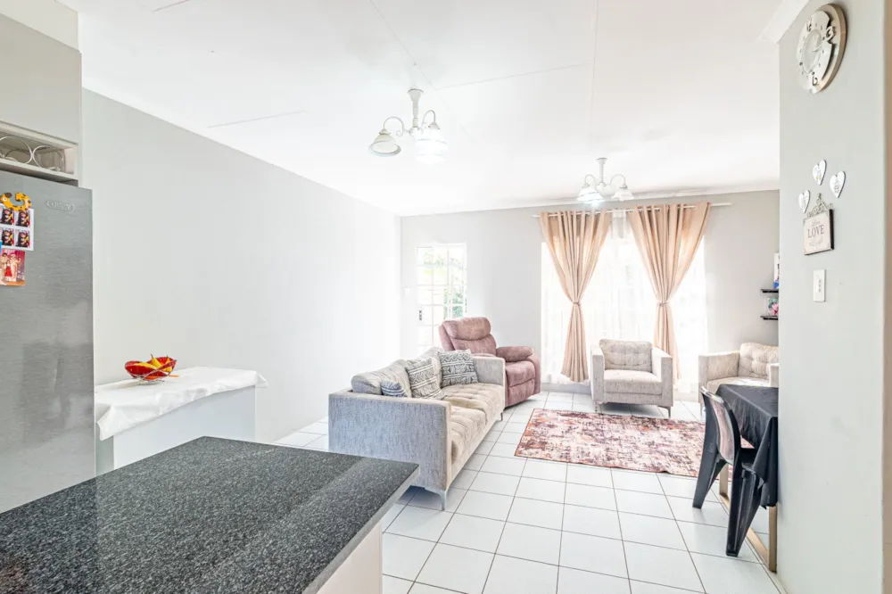 Townhouse for sale in Noordwyk - MR1755304