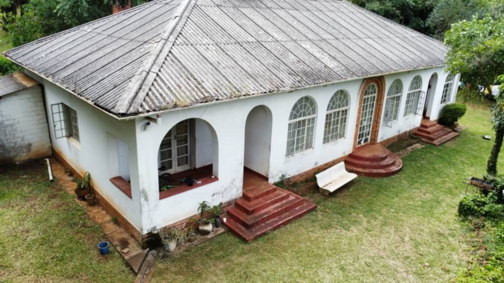 House for sale in Mutare, Zimbabwe - 3ZB1703970 House for sale in Mutare, Zimbabwe - 3ZB1703970