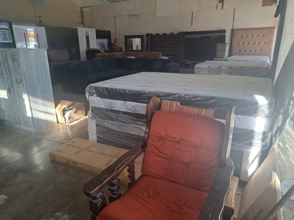 Commercial Building for sale in Christiana, North West Province - 1KJ1702915