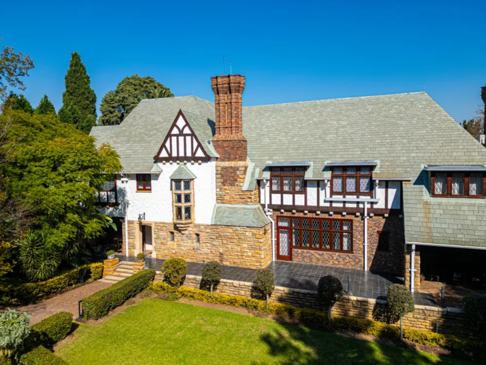 Double-storey house to rent in Dunkeld - JBL1702914