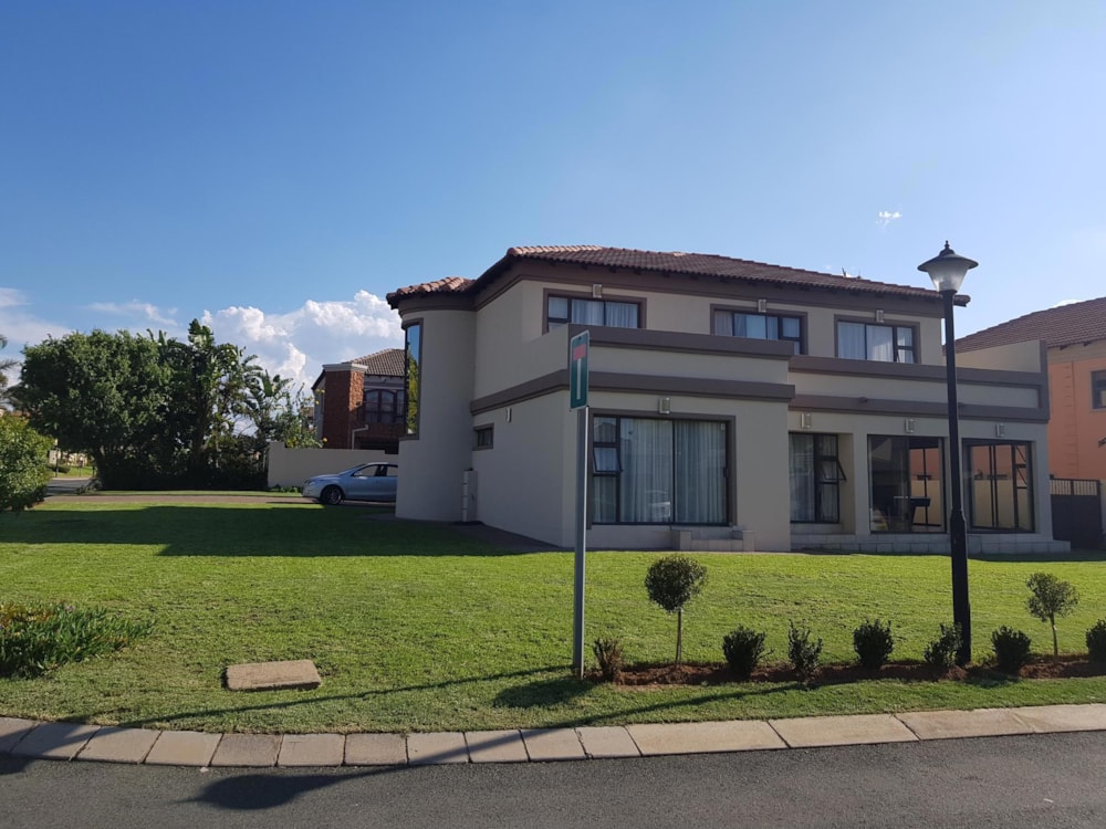 Golf estate house sold in Blue Valley Golf Estate - CN1702920 Golf estate house sold in Blue Valley Golf Estate - CN1702920