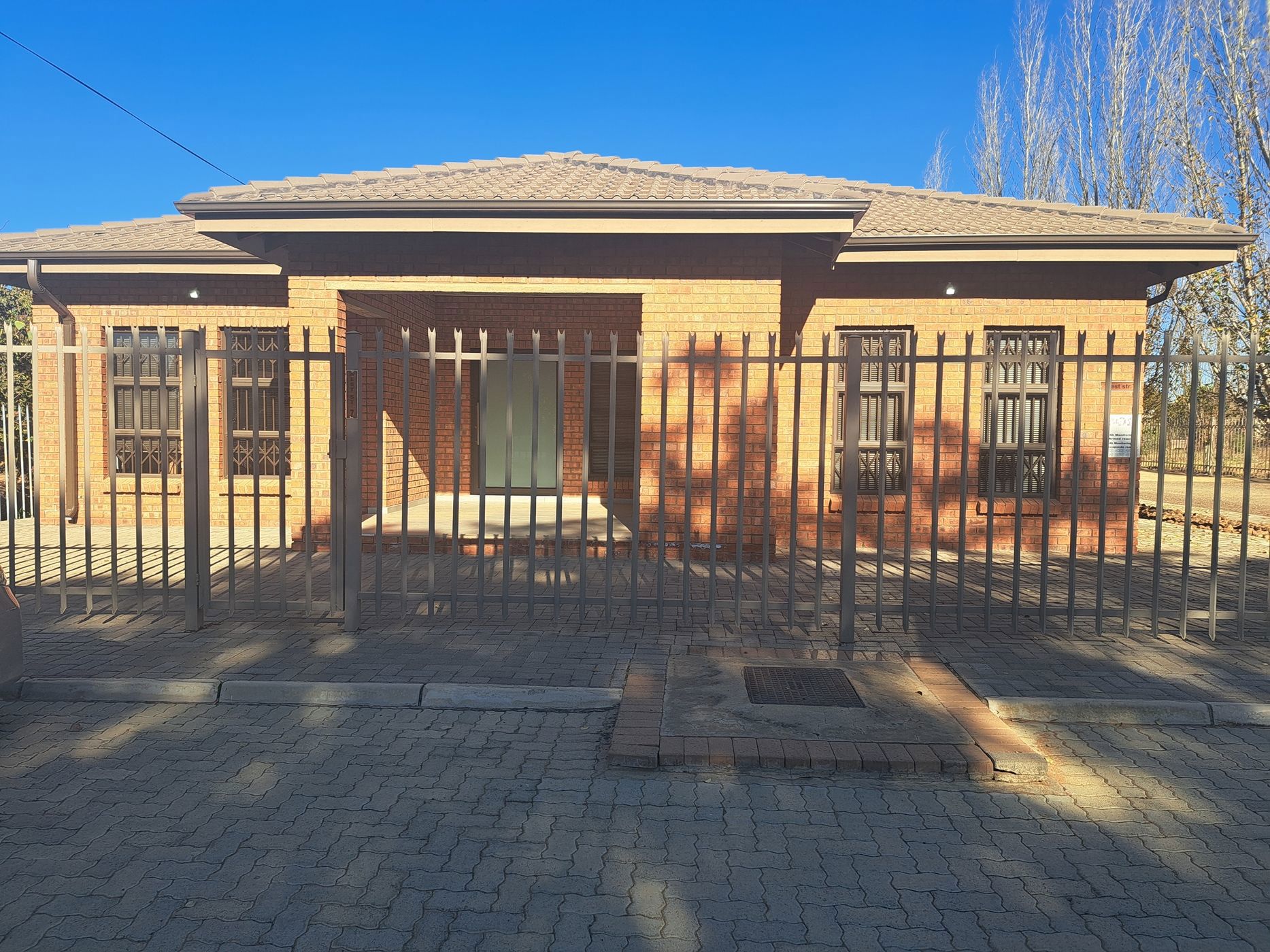 Commercial Building for sale in Christiana, North West Province - 1KJ1703021