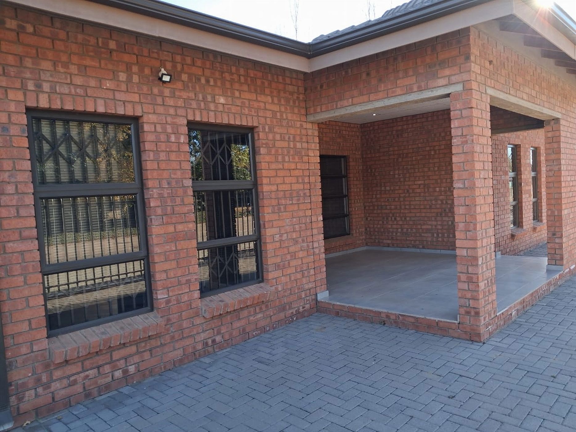 Commercial Building for sale in Christiana, North West Province - 1KJ1703021