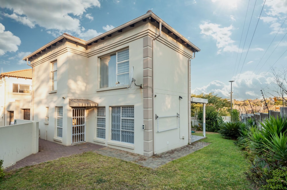 House for sale in Sharonlea - RAN1702986 House for sale in Sharonlea - RAN1702986