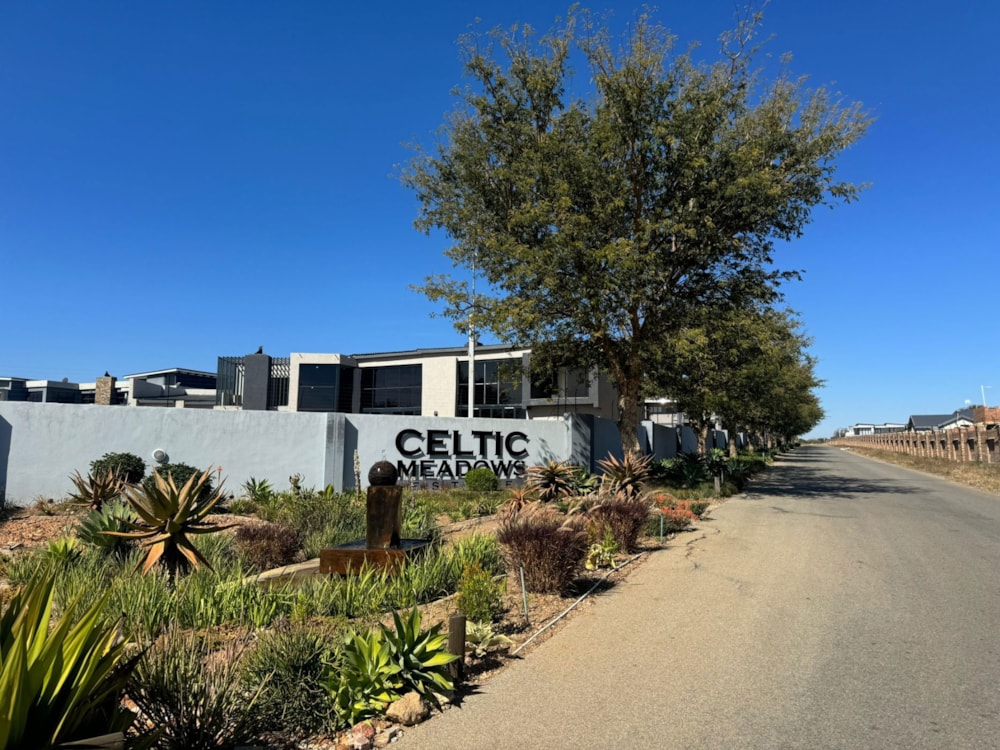 Vacant land for sale in Bendor - 1PS1717018