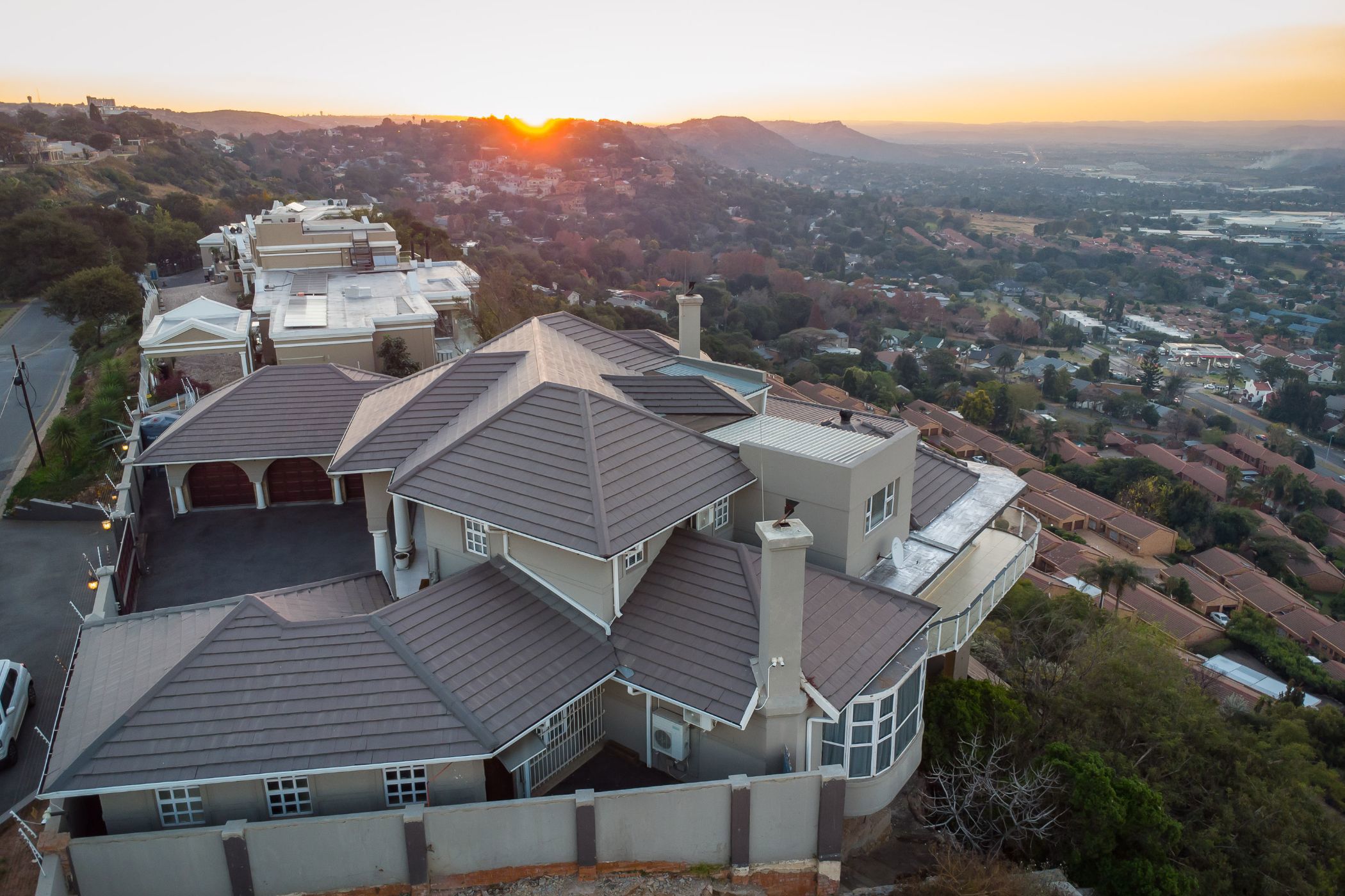 Double-storey house for sale in Constantia Kloof - RAN1703343