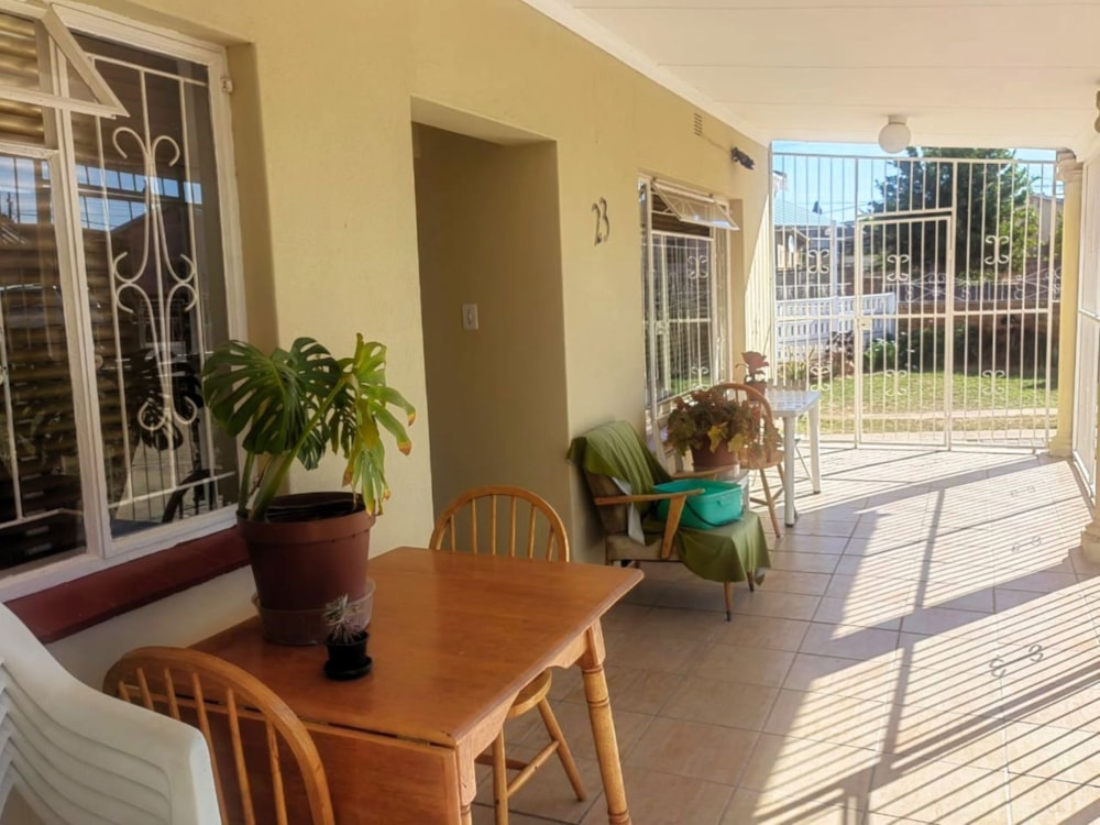 House sold in Toekomsrus, Oudtshoorn - 1OU1703818 House sold in Toekomsrus, Oudtshoorn - 1OU1703818