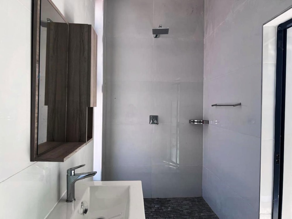 Apartment to rent in Gaborone West, Botswana - 3BO1703054