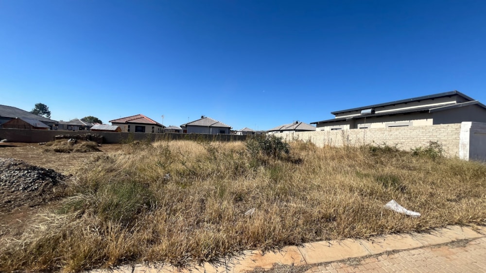 Vacant land for sale in Bendor - 1PS1734081