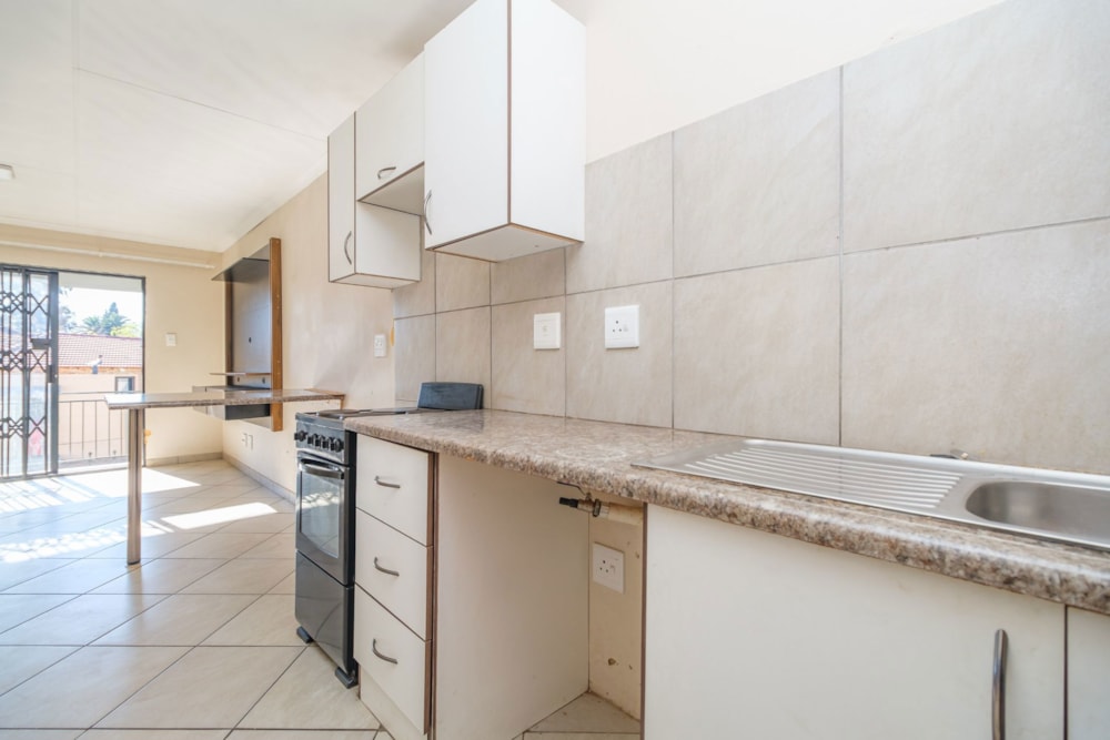 Townhouse for sale in Witpoortjie - RAN1703059 Townhouse for sale in Witpoortjie - RAN1703059