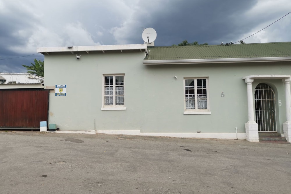 House to rent in Sunnyside, Grahamstown, Makhanda - 1GC1703089 House to rent in Sunnyside, Grahamstown, Makhanda - 1GC1703089