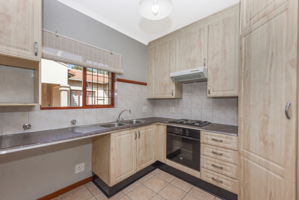 Townhouse let in Douglasdale - FYL1716988 Townhouse let in Douglasdale - FYL1716988