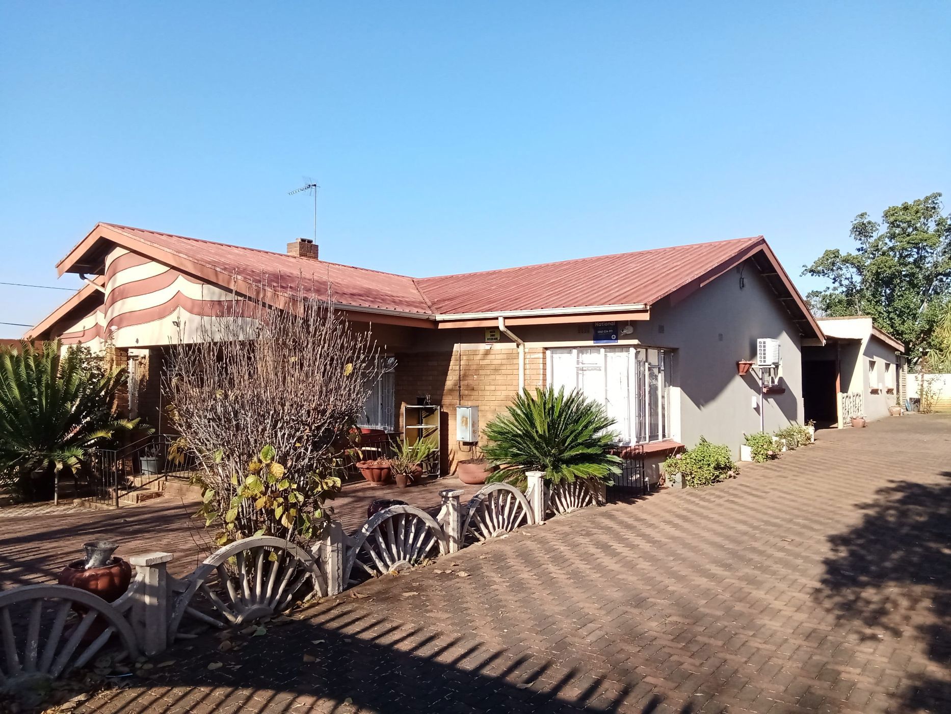 House for sale in Lennoxton - 1NW1703557