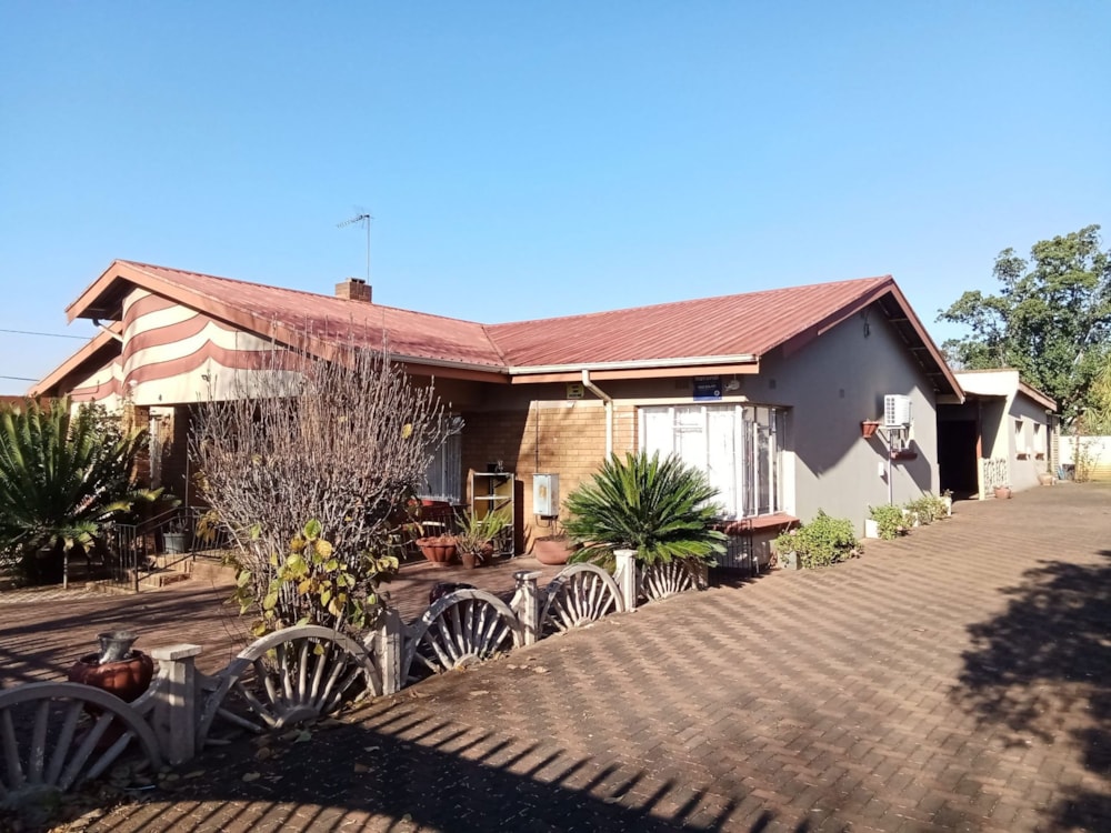 House for sale in Lennoxton - 1NW1703557 House for sale in Lennoxton - 1NW1703557