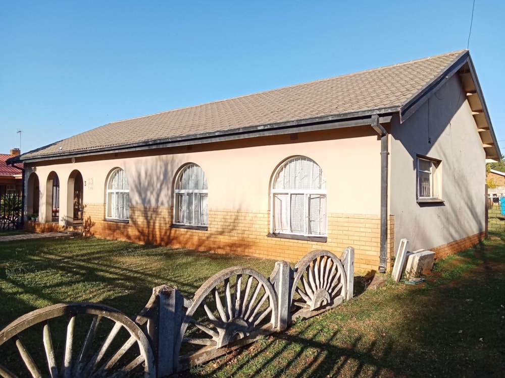 House for sale in Lennoxton - 1NW1703410 House for sale in Lennoxton - 1NW1703410