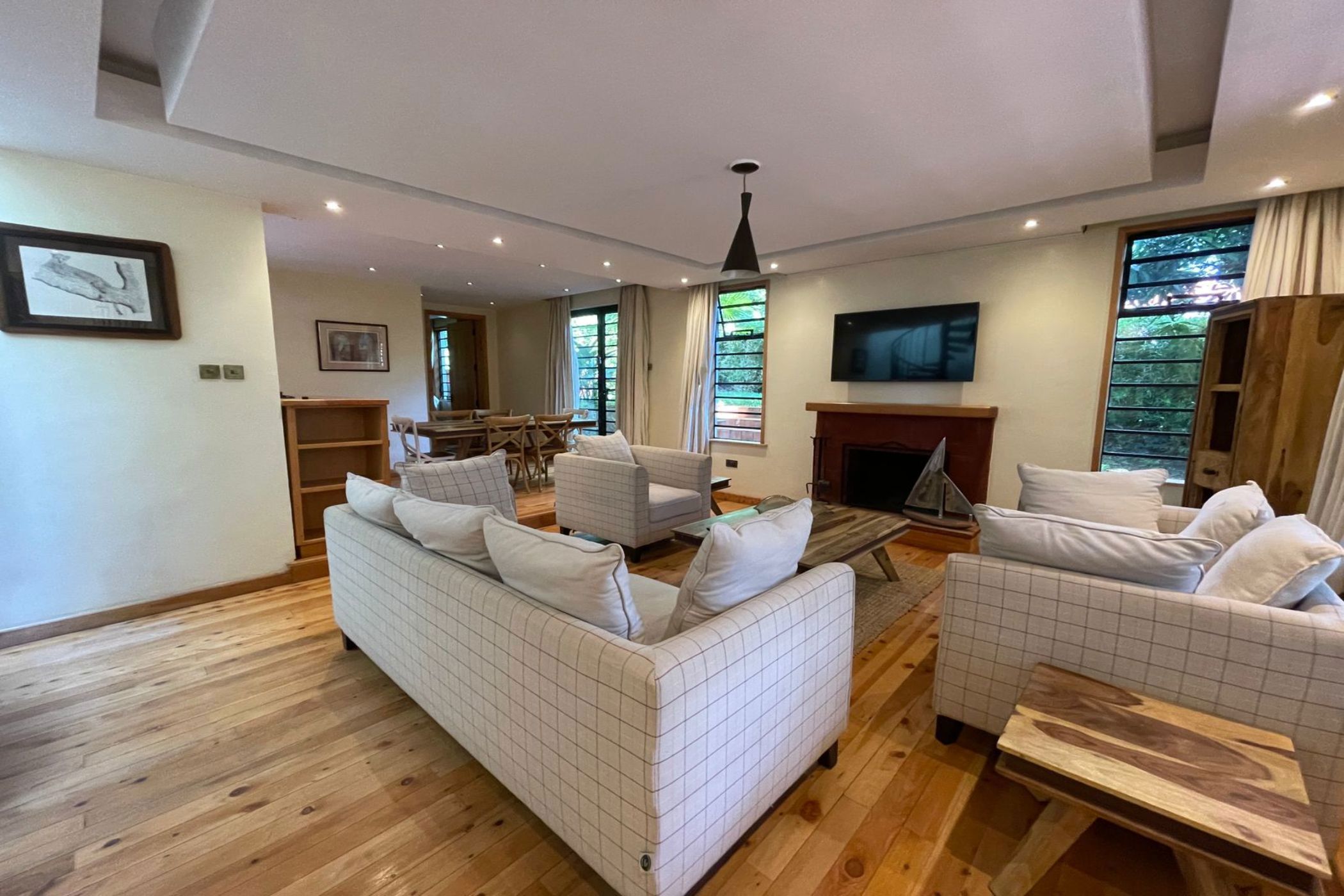 Cottage let in Spring Valley, Kenya - 3KE1703124