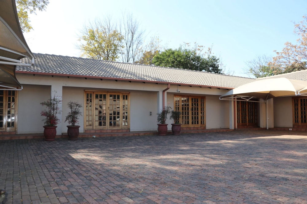 Commercial Building for sale in Three Rivers North - 1VT1703152