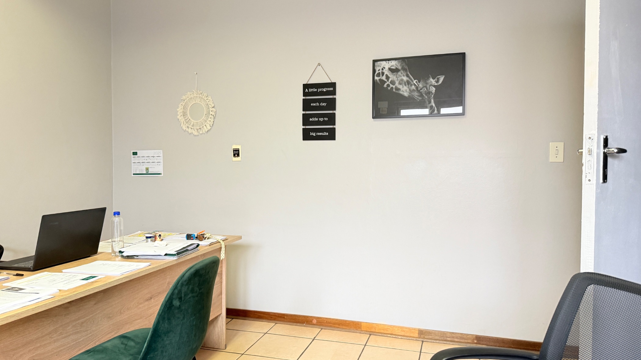 Commercial office to rent in Bethlehem Central - 1BTH1703235