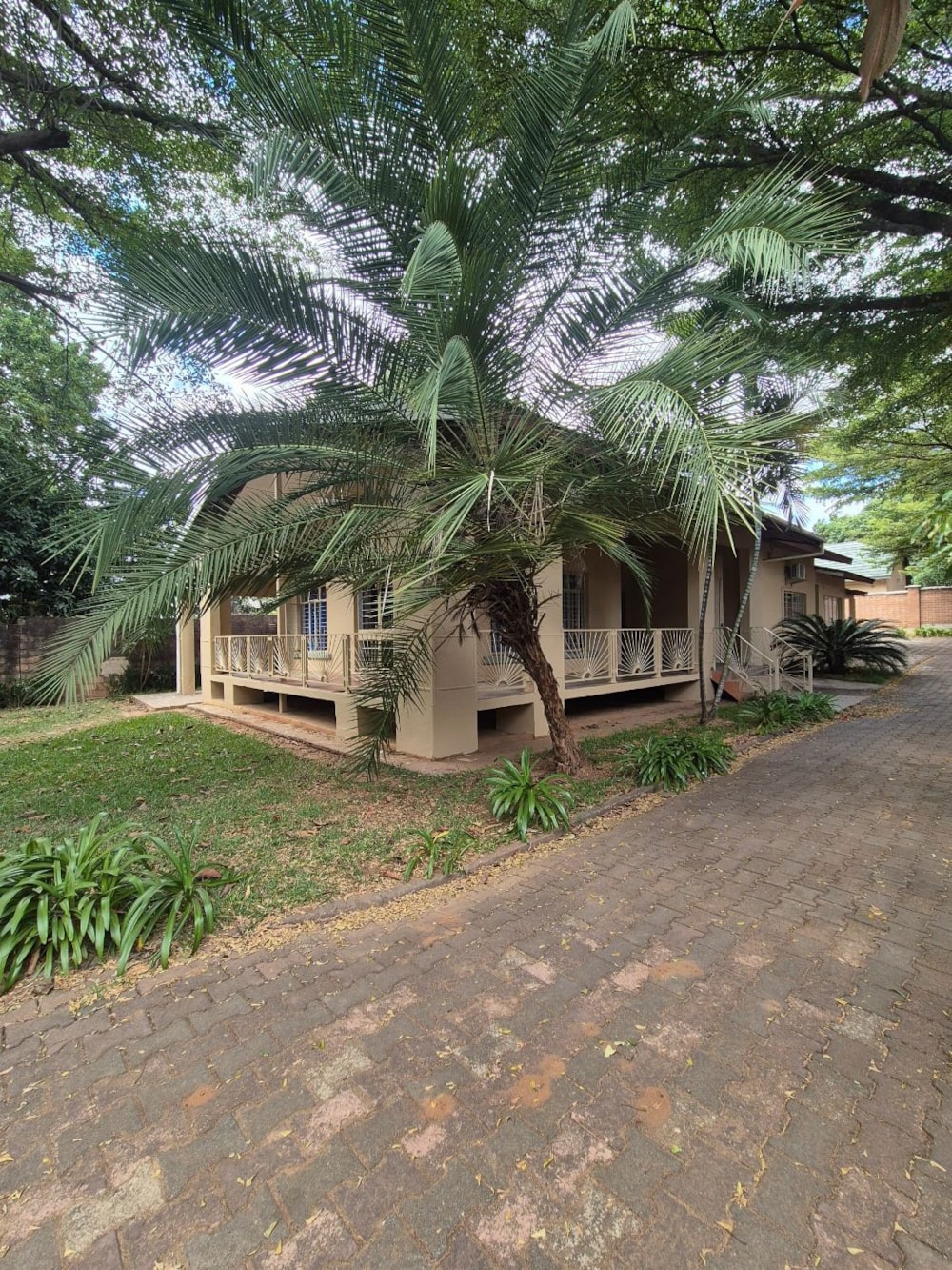 Commercial Building let in Kabulonga, Zambia - 3ZA1703358