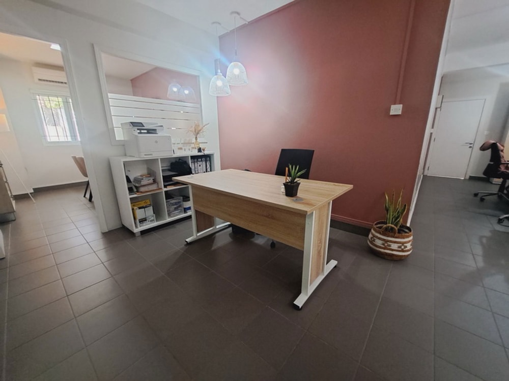 Commercial office to rent in Tamarin, Mauritius - MUR1703266 Commercial office to rent in Tamarin, Mauritius - MUR1703266