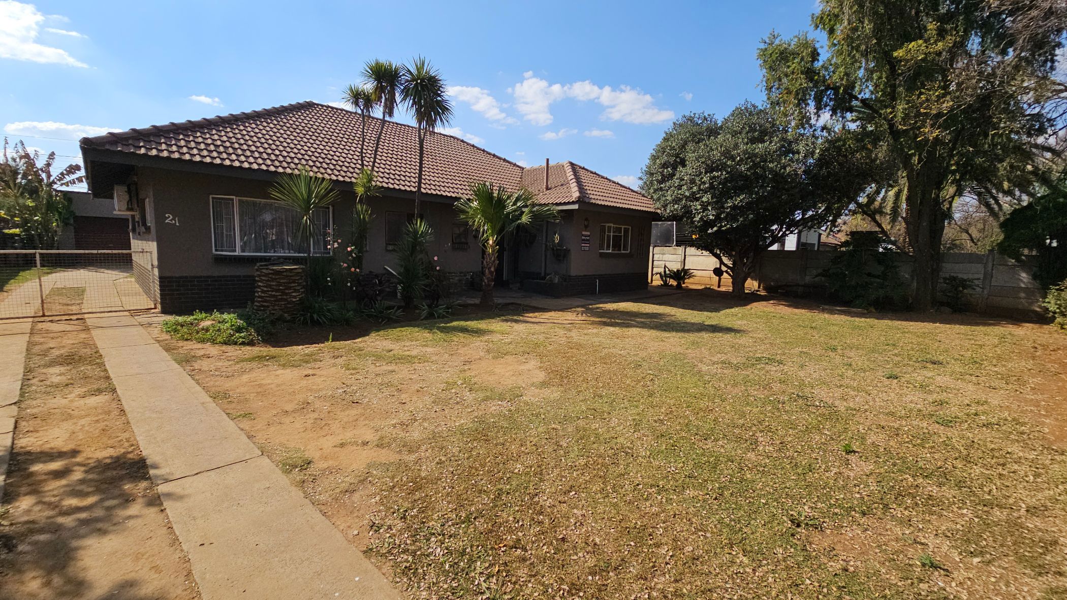 House for sale in Risiville - 1VT1704004