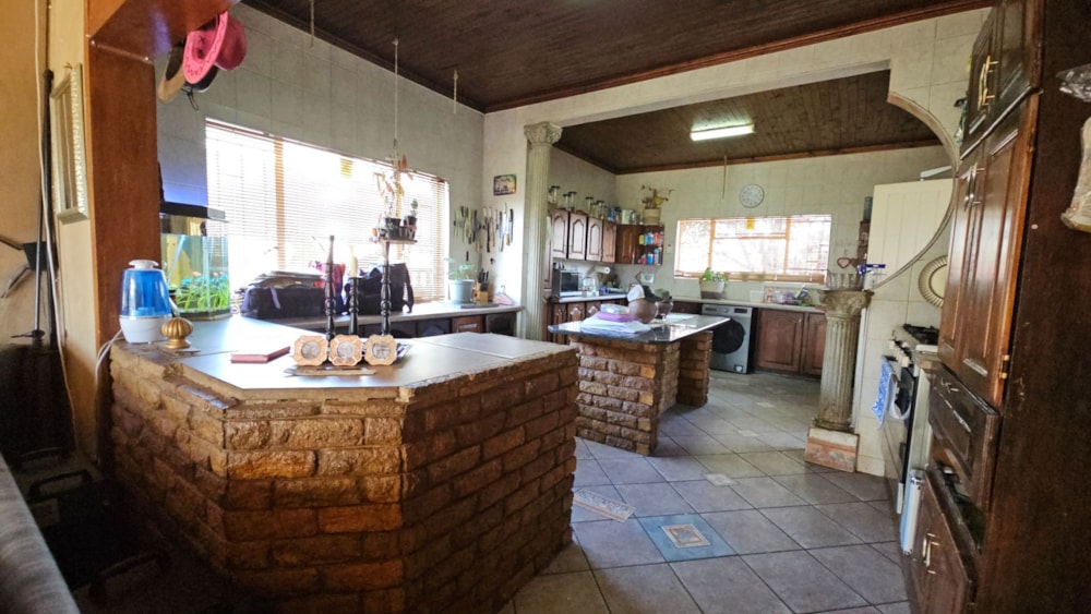 House for sale in Risiville - 1VT1704004