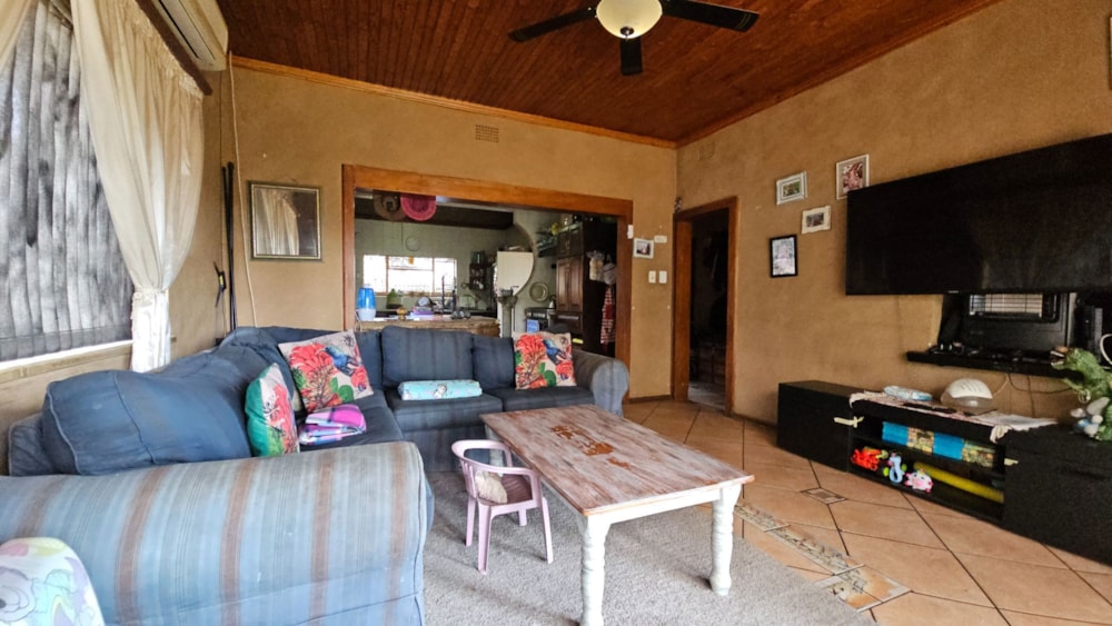 House for sale in Risiville - 1VT1704004