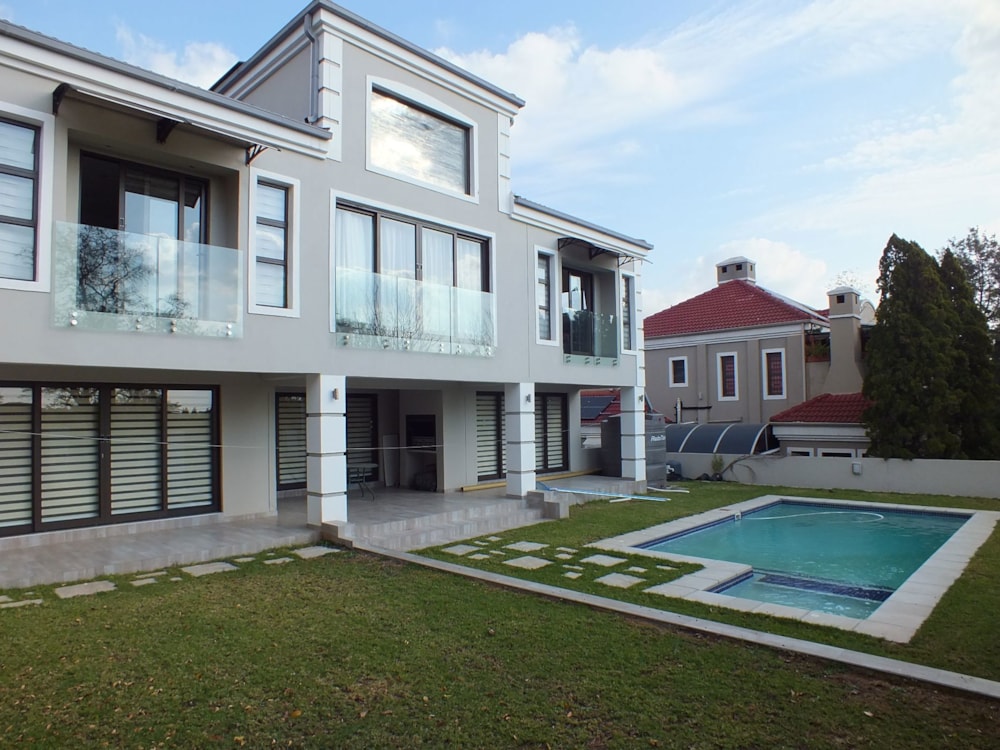 Golf estate house let in Blue Valley Golf Estate - CNL1703346 Golf estate house let in Blue Valley Golf Estate - CNL1703346