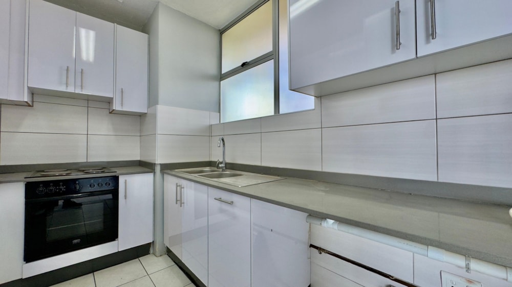 Apartment sold in Morningside, Durban - 1DA1703399 Apartment sold in Morningside, Durban - 1DA1703399