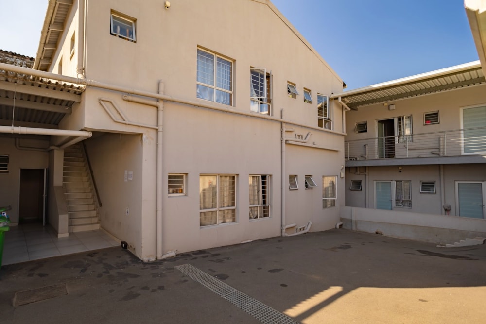 Commercial flats for sale in Bulwer, Durban - 1DA1703559 Commercial flats for sale in Bulwer, Durban - 1DA1703559