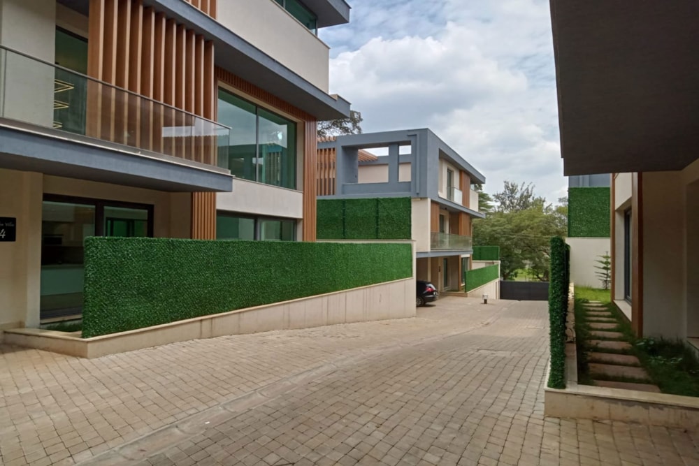 Townhouse for sale in Lavington, Kenya - 3KE1704075 Townhouse for sale in Lavington, Kenya - 3KE1704075