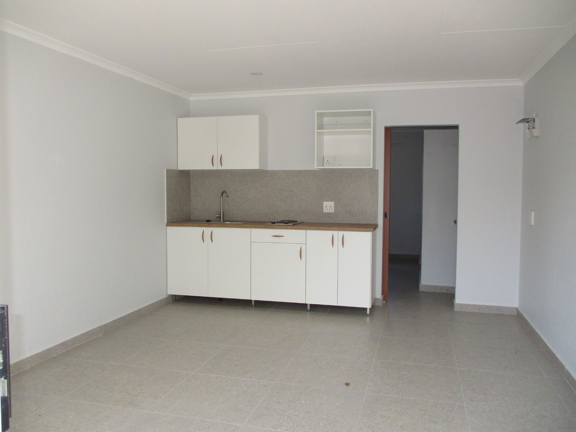 Apartment to rent in Amanzimtoti - 1WB1752480