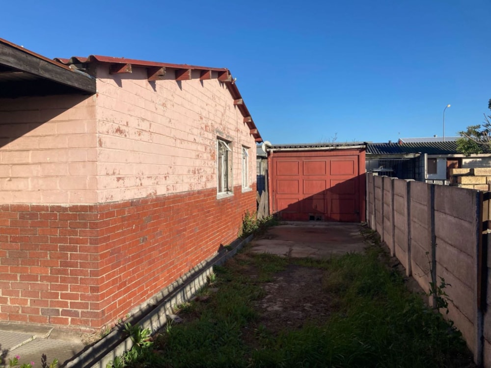 House sold in The Range - 1AH1704131