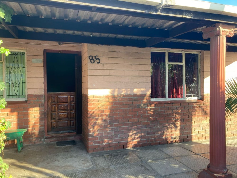 House sold in The Range - 1AH1704131