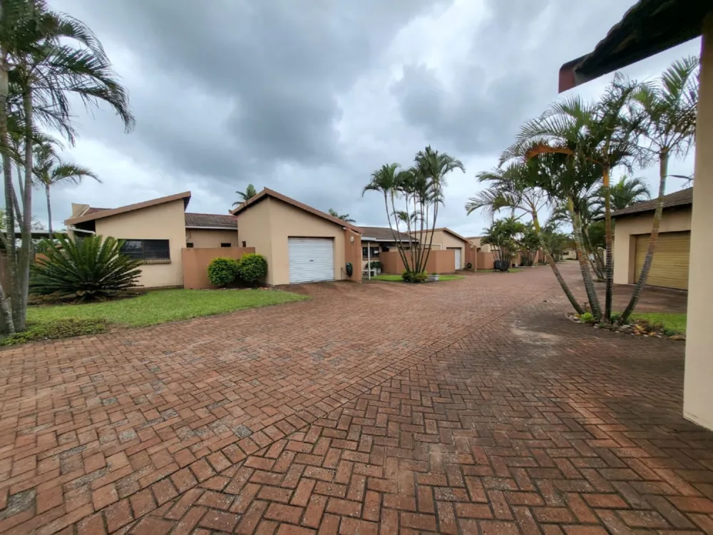 Townhouse let in Veldenvlei - 1RY1707980