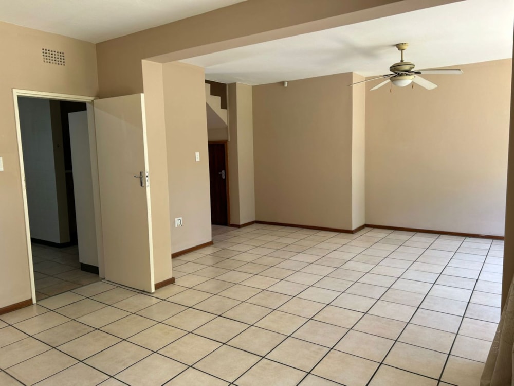 Townhouse for sale in Three Rivers Proper - 1VT1736065