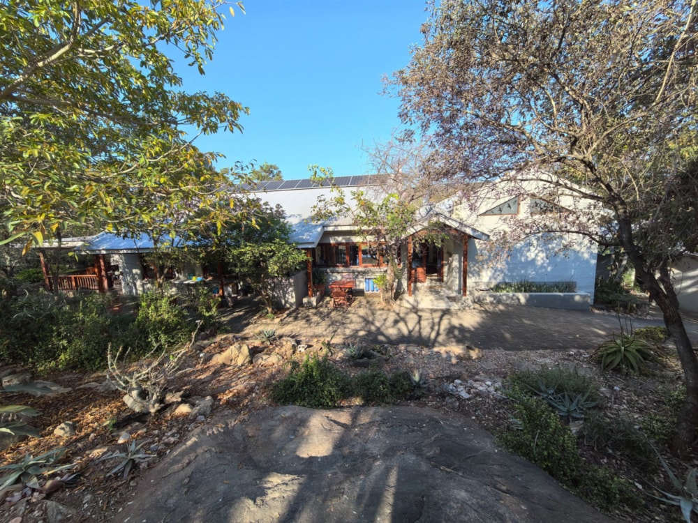 Security estate home for sale in Mbombela Rural (Nelspruit Rural) - 1NS1703992