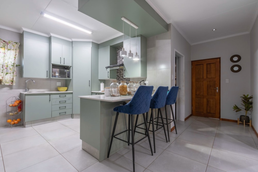 House for sale in Pomona - KTP1703877 House for sale in Pomona - KTP1703877