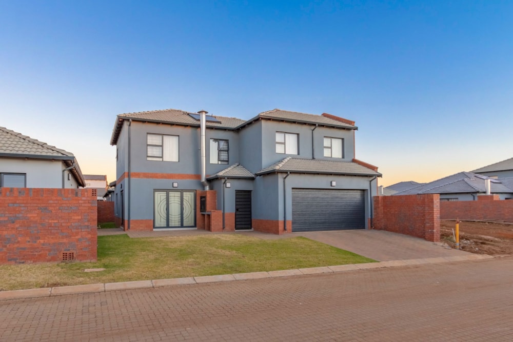 House for sale in Pomona - KTP1703877 House for sale in Pomona - KTP1703877