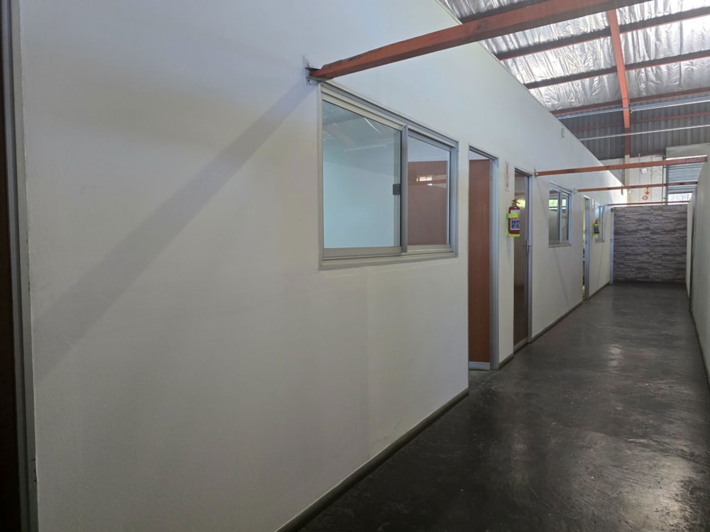 Commercial business to rent in Gaborone West, Botswana - 3BO1704033 Commercial business to rent in Gaborone West, Botswana - 3BO1704033