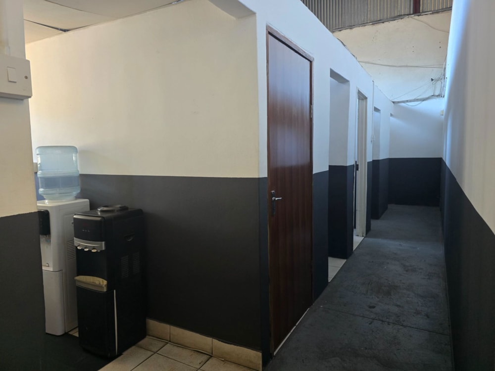 Commercial business to rent in Gaborone West, Botswana - 3BO1704033 Commercial business to rent in Gaborone West, Botswana - 3BO1704033