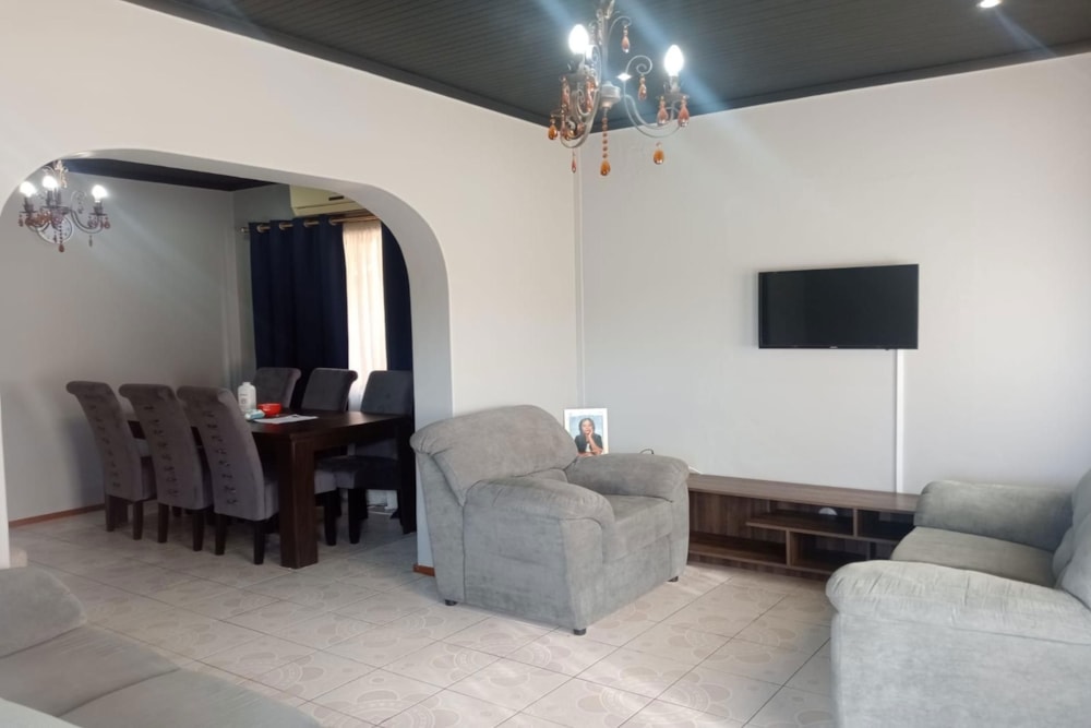 House for sale in Shallcross - 1WP1703965