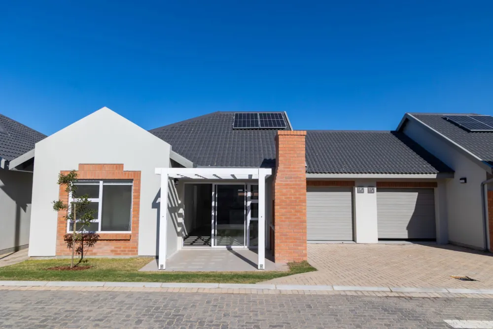 Townhouse let in George - GEL1745854